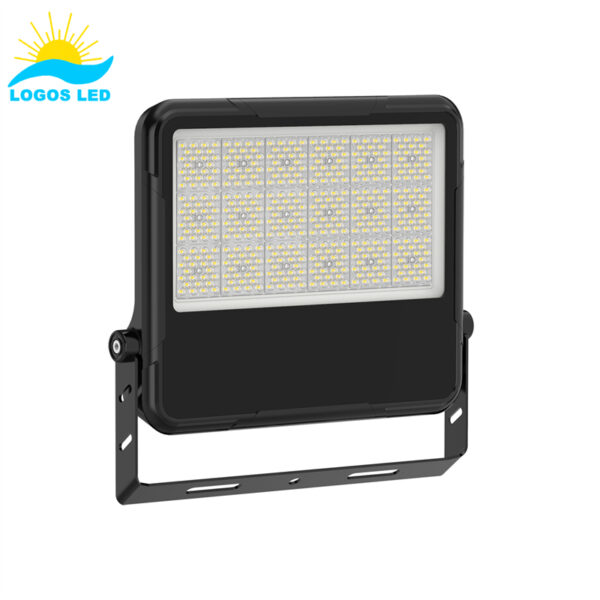 Zen Garden Lighting 200W Carina LED Flood Light 2