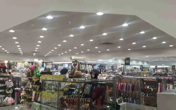 LED Down Light installed in Shopping mall LED Down Light installed in Shopping mall