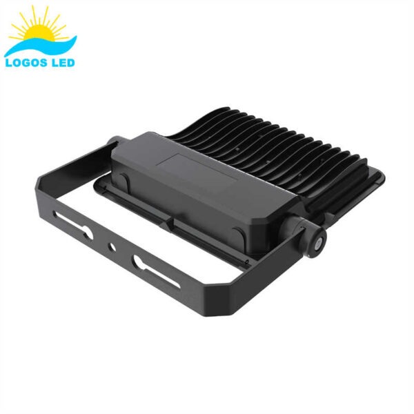 Slim II LED Floodlight 100W (4)