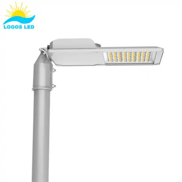 Stellar II LED Street Light 100-120W (1) Stellar II LED Street Light 100-120W (1)