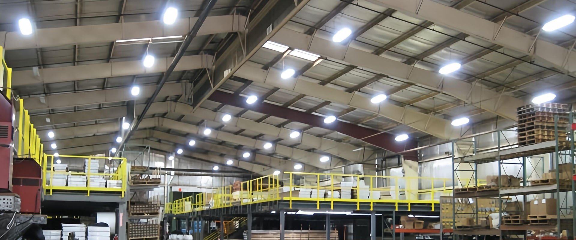 LED low bay light fixture installation