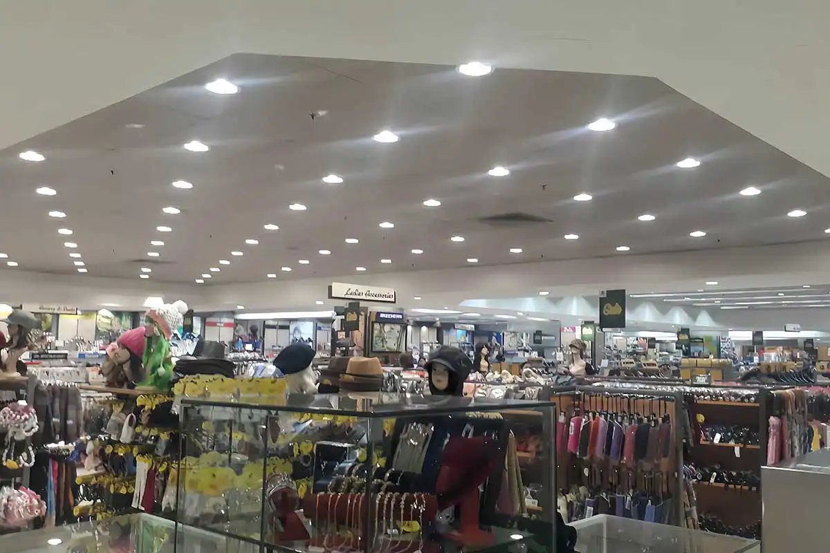 Supermarket and Retail Lighting Supermarket and Retail Lighting
