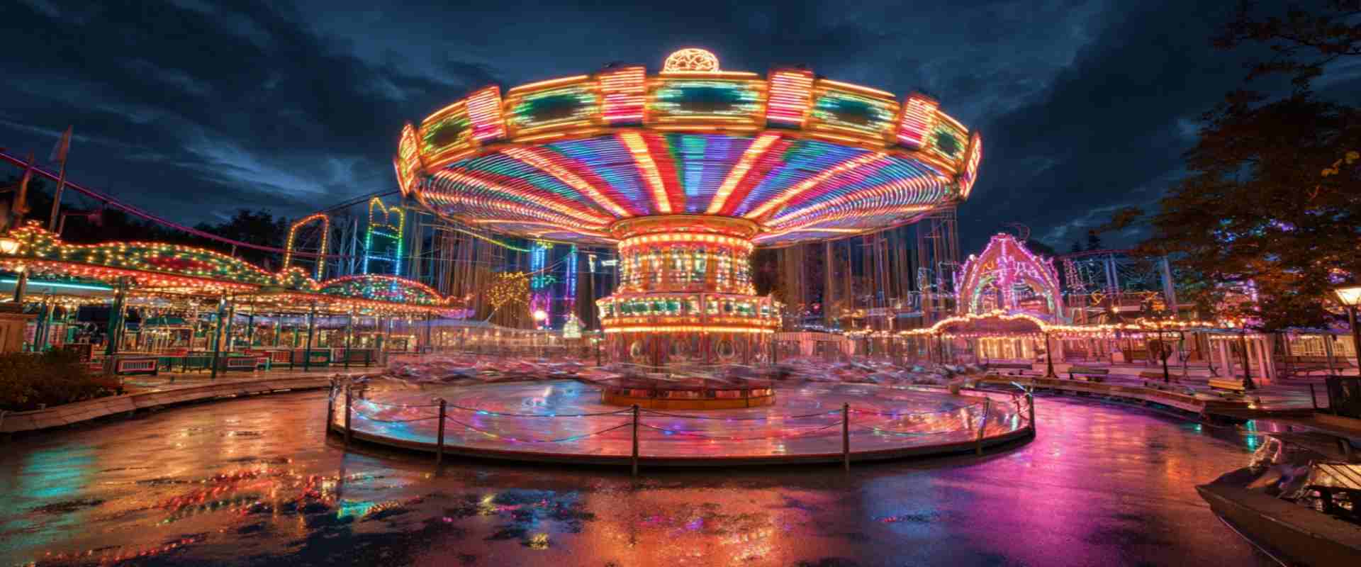 Amusement‑park lighting